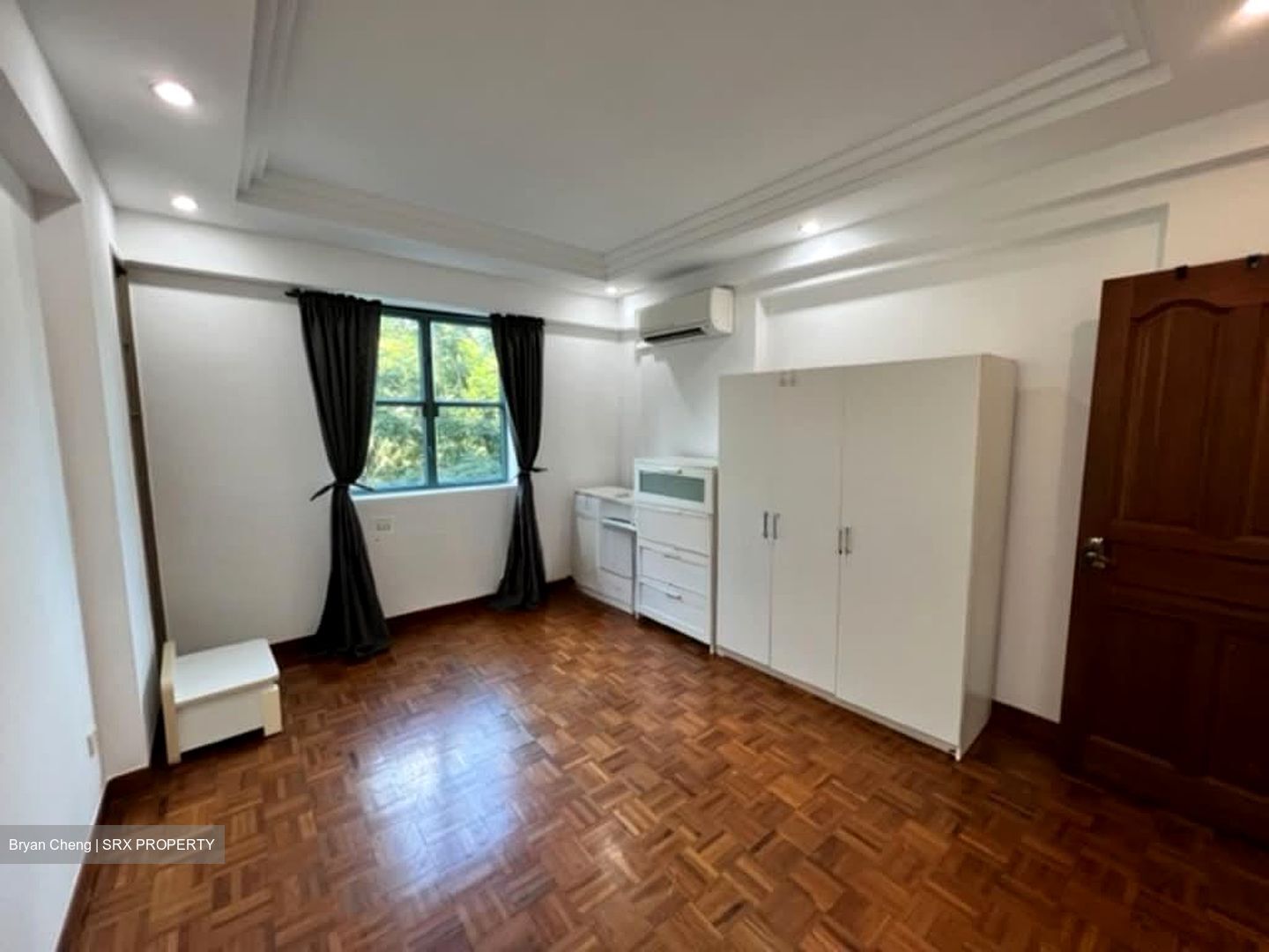 West Bay Condominium (D5), Condominium #543462081